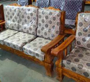 teak-wood-sofa